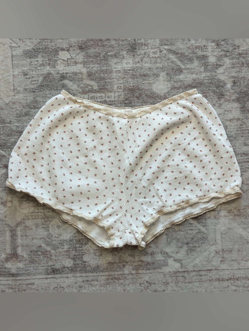 Brandy Melville Emery Floral Waffle Knit Lounge Shorts Cream One Size